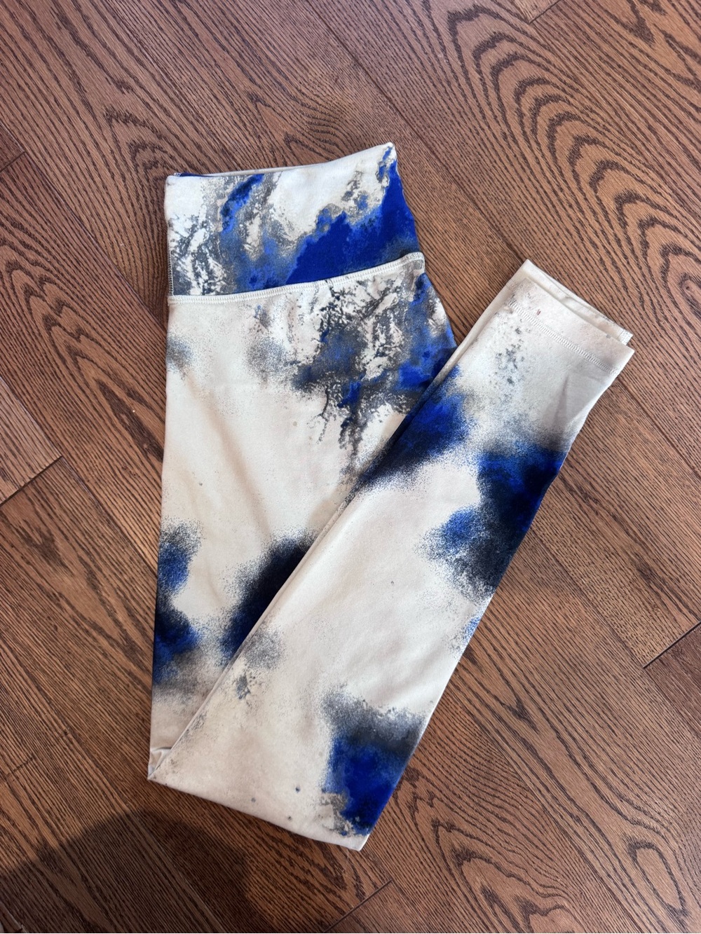 Patterned Mid-Rise Lululemon Leggings